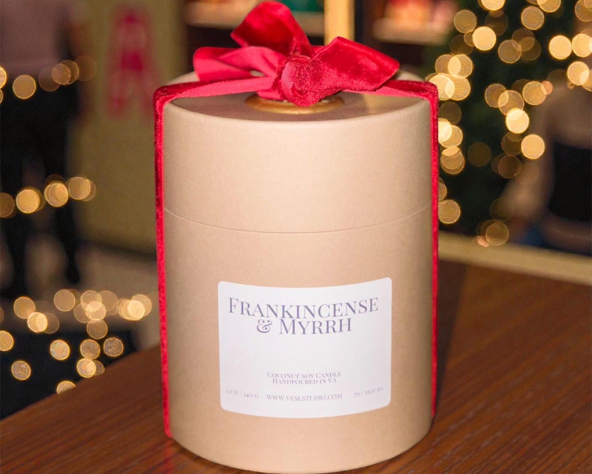 Christmas got wrapped candle 